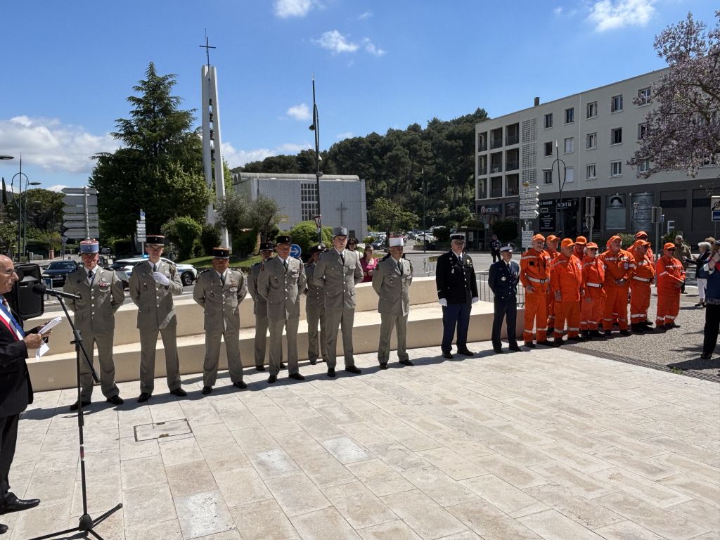 CEREMONIE DU 8 MAI